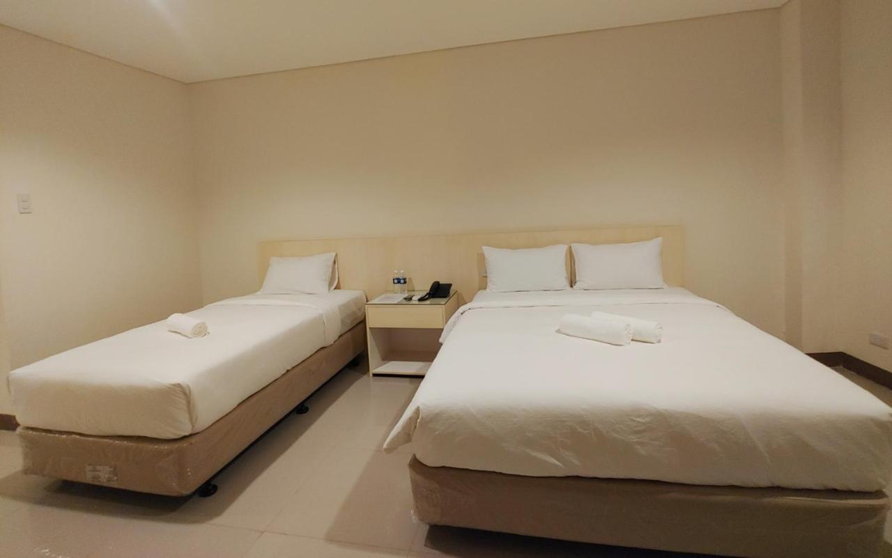 Hotel Kaizen Manila